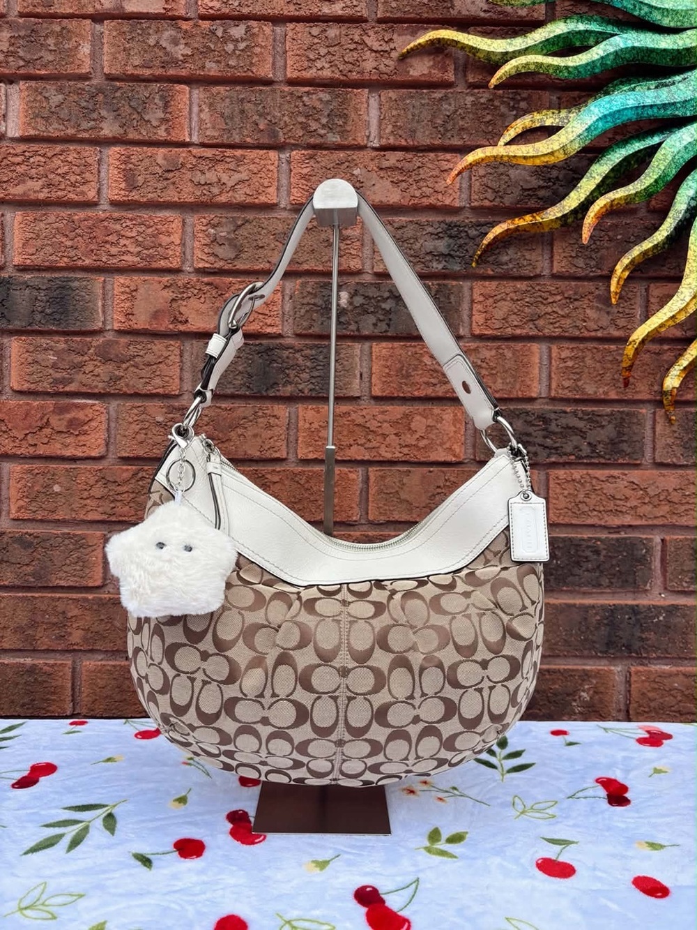 2009 Coach Signature Pleated Soho Hobo Shoulder Bag 13741
